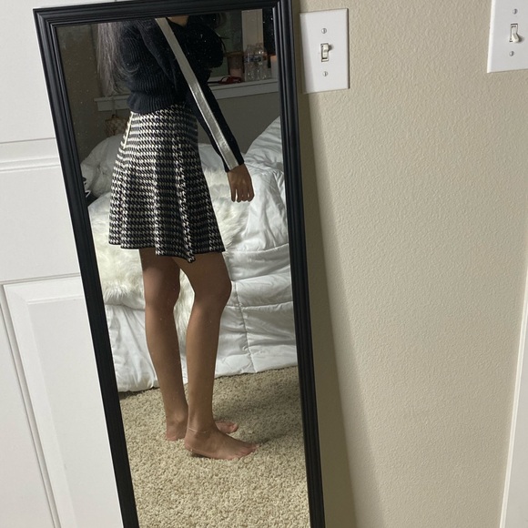 Max studio Skirt SOLD - Picture 5 of 5